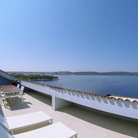 Apartman Seafront Luxury Fun