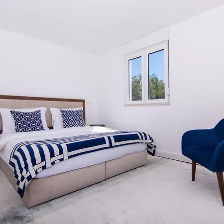 Apartman Seafront Luxury Fun *