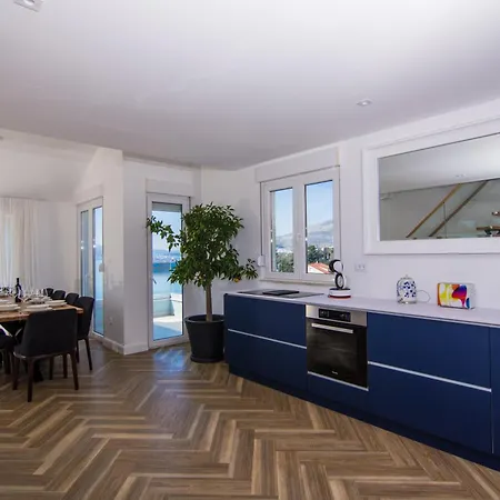 Apartman Seafront Luxury Fun *