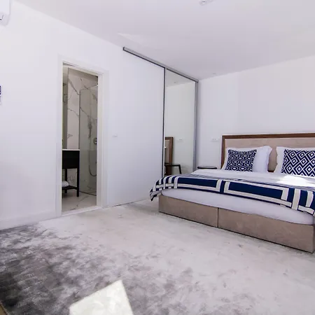 Seafront Luxury Fun * Trogir