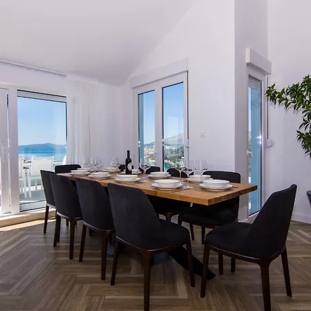 Seafront Luxury Fun Apartman *