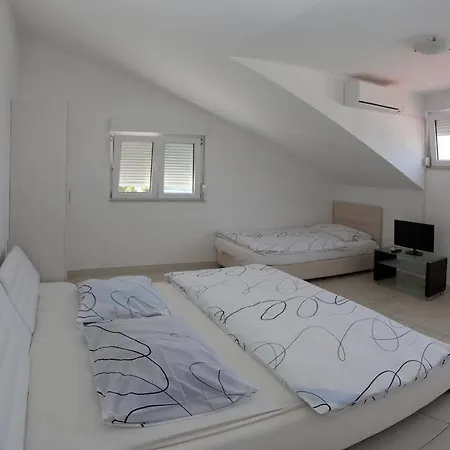 Apartman Seafront Luxury Fun *