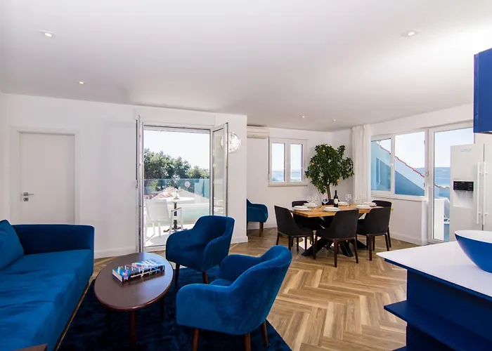 Apartament Seafront Luxury Fun