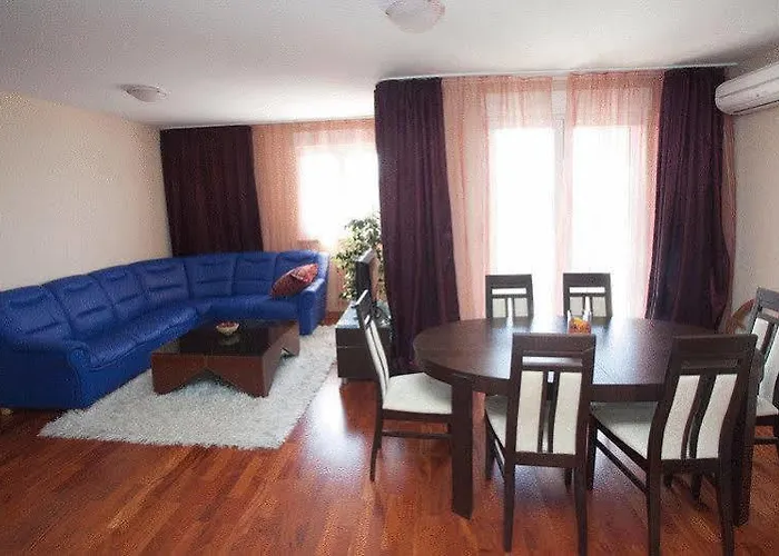 Seafront Luxury Fun *