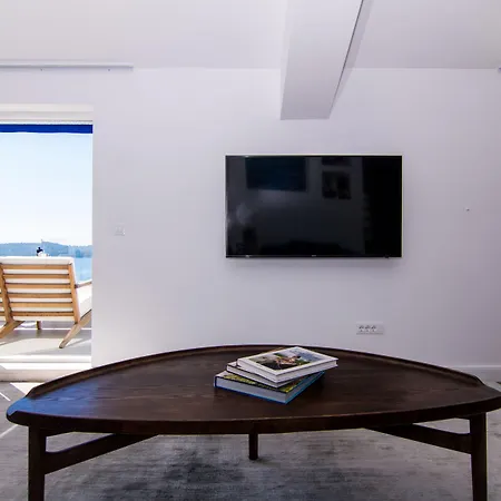 Seafront Luxury Fun * Trogir