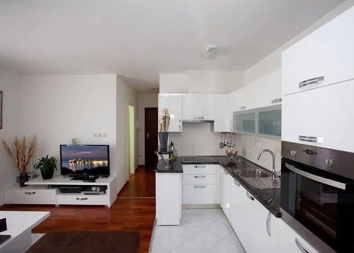 Apartman Seafront Luxury Fun *