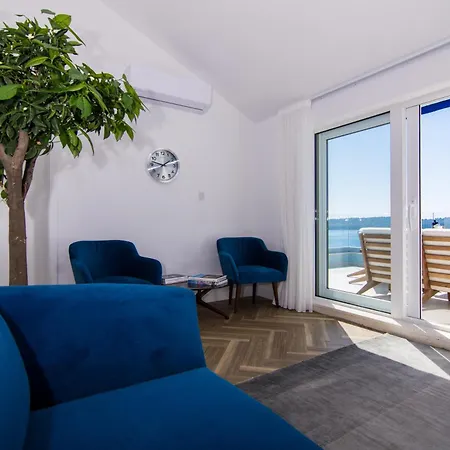 Seafront Luxury Fun Trogir