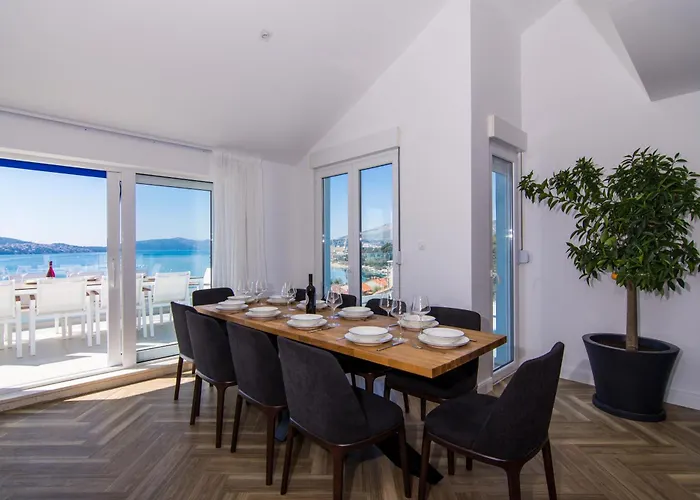 Appartement Seafront Luxury Fun Trogir